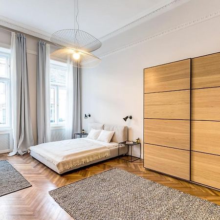 Central Basilica Apartman Budapest Exteriör bild