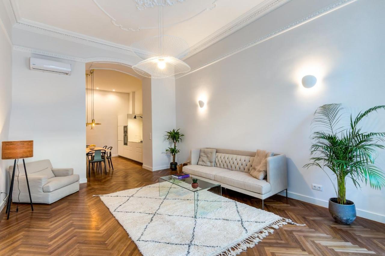 Central Basilica Apartman Budapest Exteriör bild