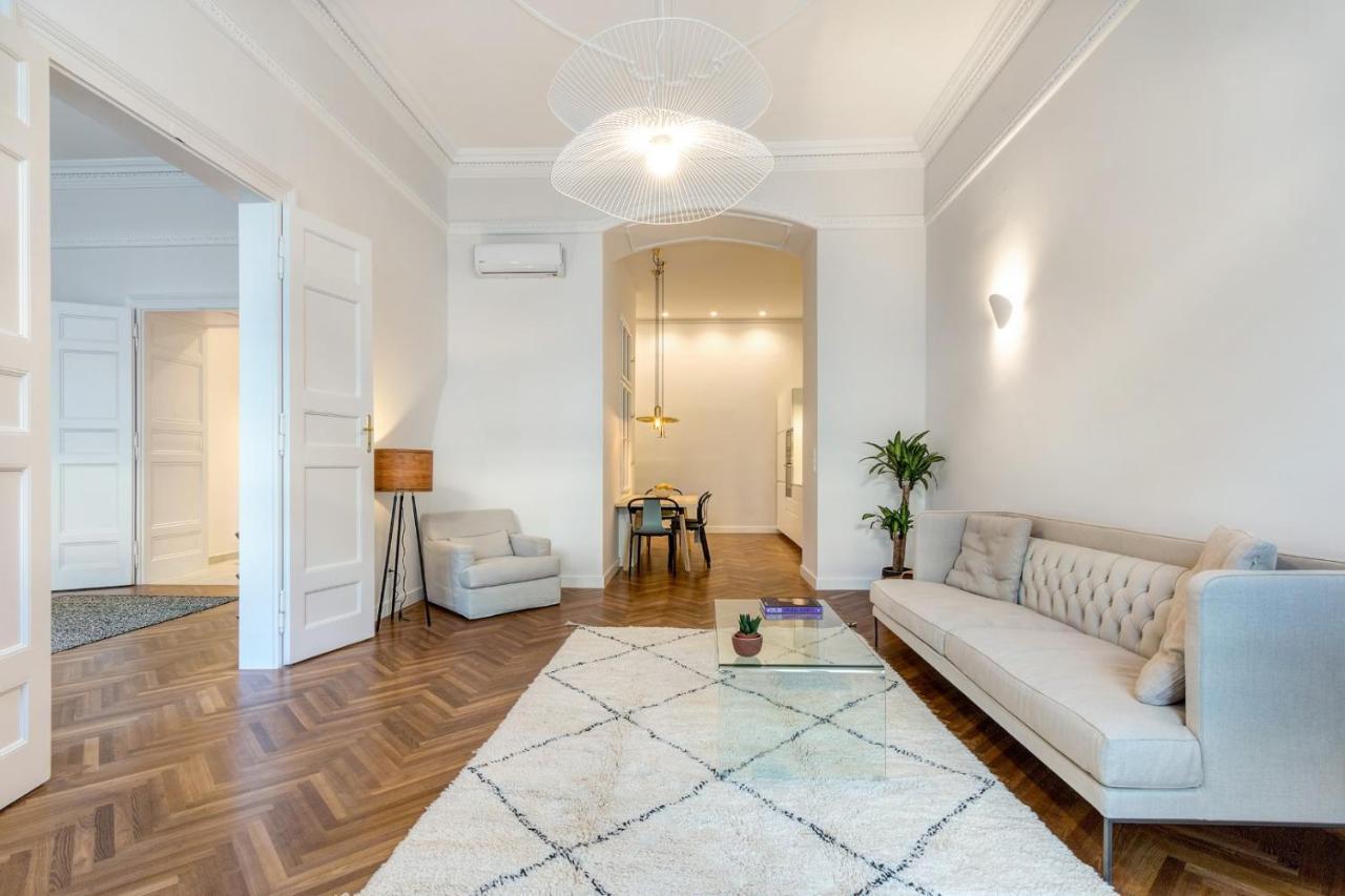 Central Basilica Apartman Budapest Exteriör bild